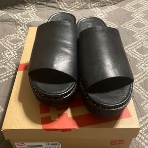 Fit Flop Eloise espadrille wedges in black size 8